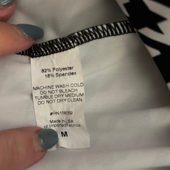 Workout Black and White Houndstooth Leggings Bold Retro Style - Picture 4 of 4